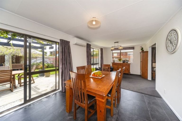 Photo of property in 3 Newland Court, Palmerston North, 4410