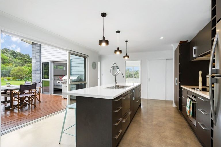 Photo of property in 6 Platinum Place, Matapouri, Whangarei, 0173