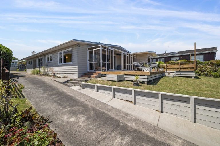 Photo of property in 54 Tremaine Avenue, Two Mile Bay, Taupo, 3330