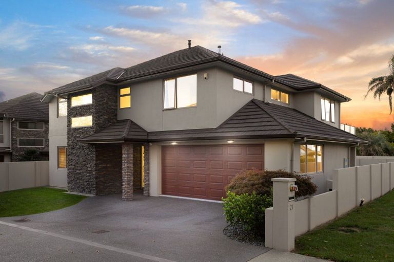 Photo of property in 21 Dalethorpe Avenue, Fairfield, Hamilton, 3214