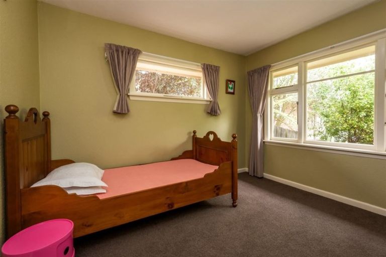 Photo of property in 8 Merton Place, Bryndwr, Christchurch, 8053