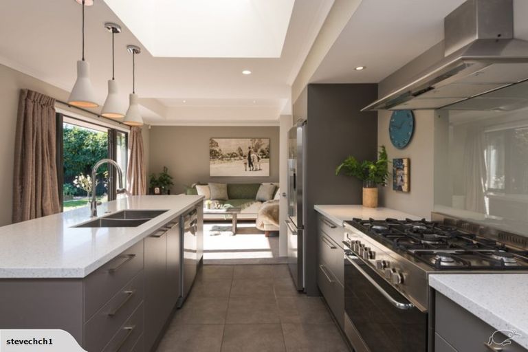 Photo of property in 3 Reka Street, Parklands, Christchurch, 8083