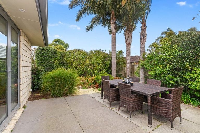 Photo of property in 9 Maple Lane, Huapai, Kumeu, 0810