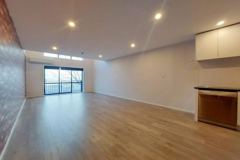 Photo of property in 104/1 Village Quarter Lane, Frankton, Hamilton, 3204