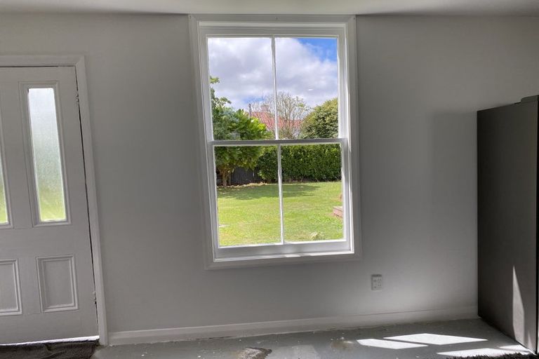 Photo of property in 2 Brassey Street, Waverley, 4510