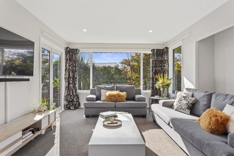 Photo of property in 29 Horton Place, Avondale, Christchurch, 8061