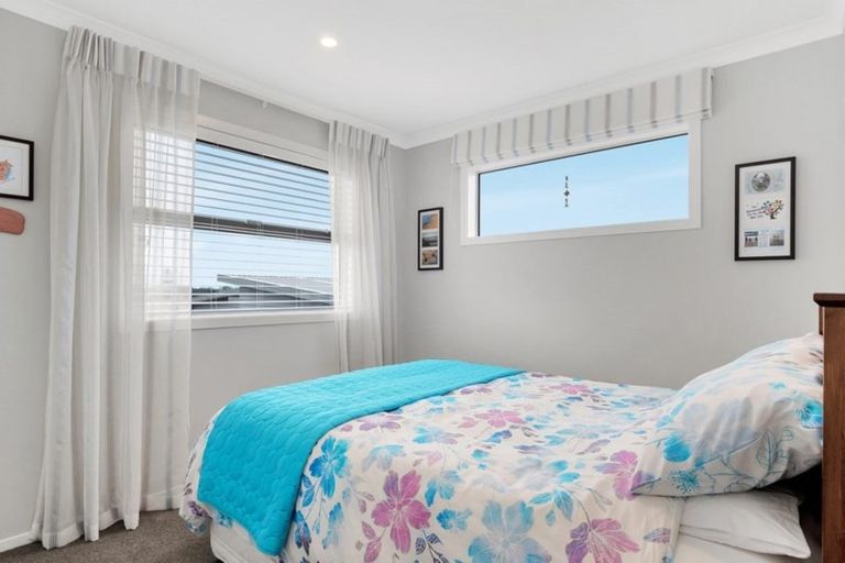 Photo of property in 43 Excelsa Place, Papamoa Beach, Papamoa, 3118