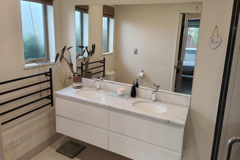 Photo of property in 10 Juniper Way, Prebbleton, 7604