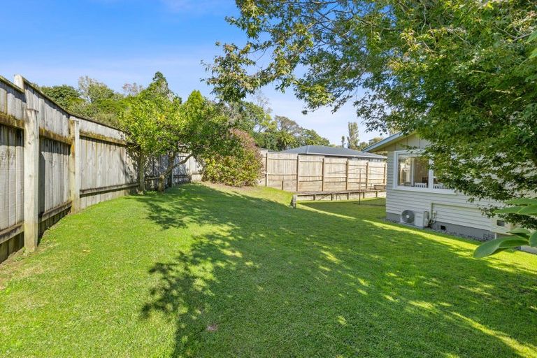 Photo of property in 15 Nash Street, Marfell, New Plymouth, 4310