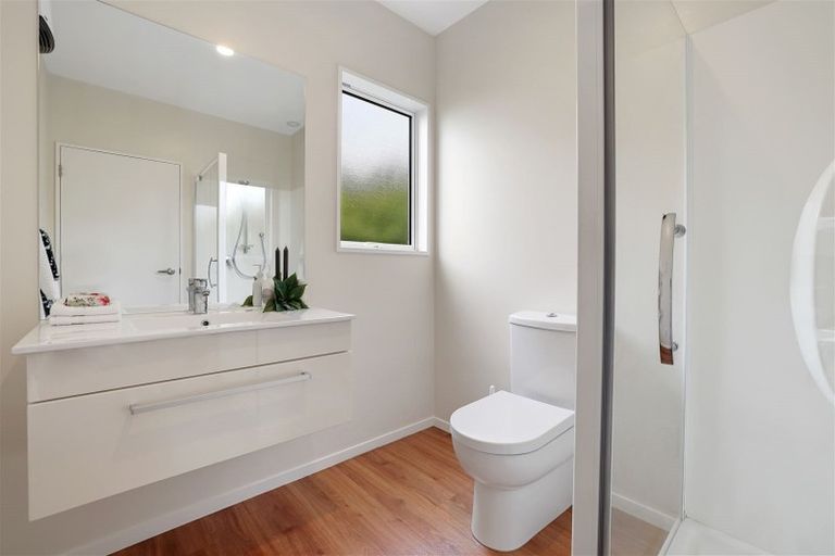 Photo of property in 43 Saint Andrews Hill Road, Mount Pleasant, Christchurch, 8081