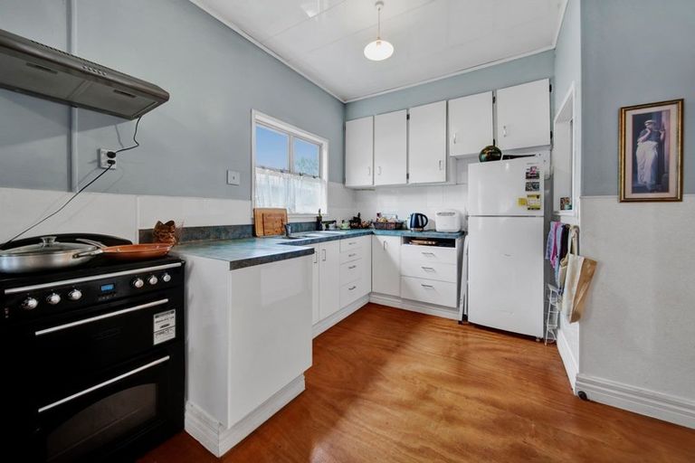 Photo of property in 22 Percy Avenue, Stratford, 4332