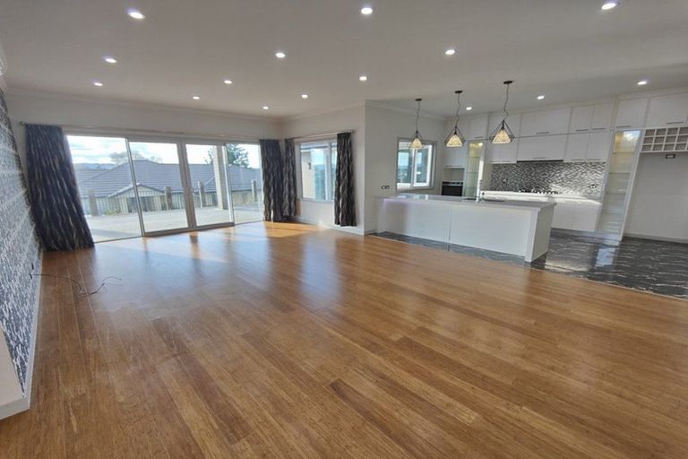 Photo of property in 11 Rigg Place, Flagstaff, Hamilton, 3210