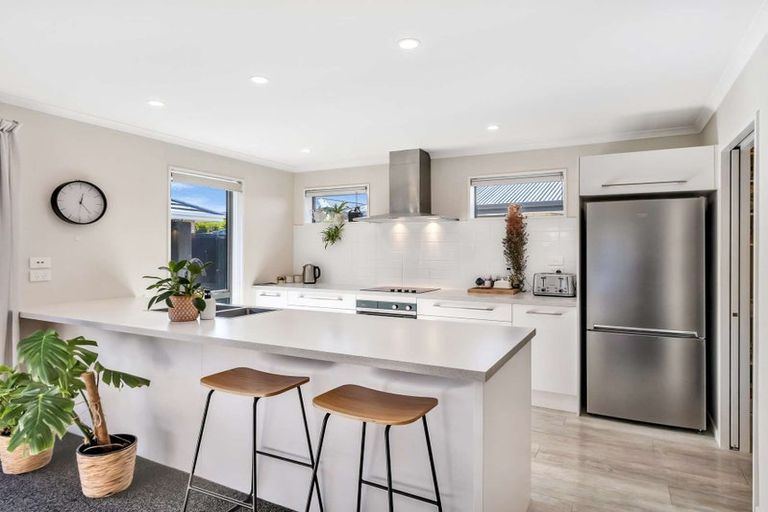 Photo of property in 75 Aviemore Drive, Marshland, Christchurch, 8083