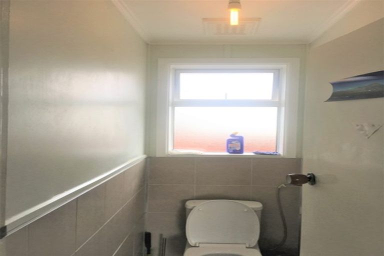 Photo of property in 3a Dickson Crescent, Hornby, Christchurch, 8042