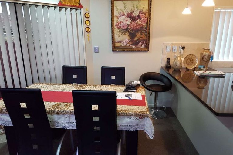 Photo of property in 32 Capital Place, Papatoetoe, Auckland, 2025