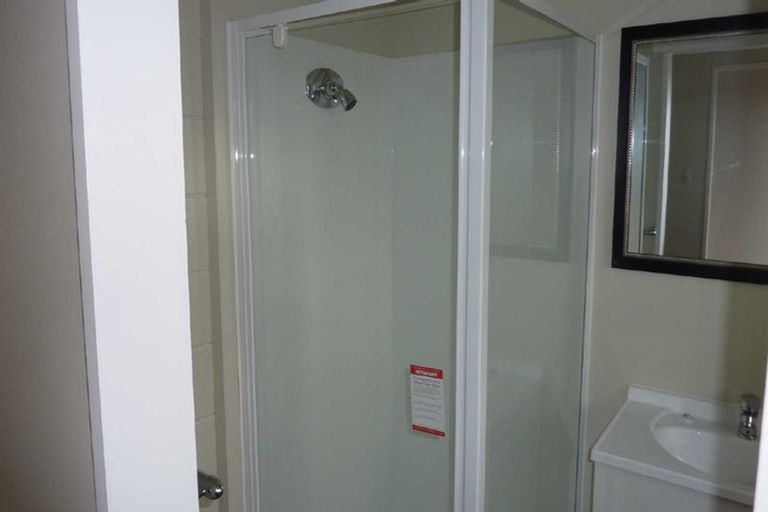 Photo of property in 4/211 River Road, Claudelands, Hamilton, 3214