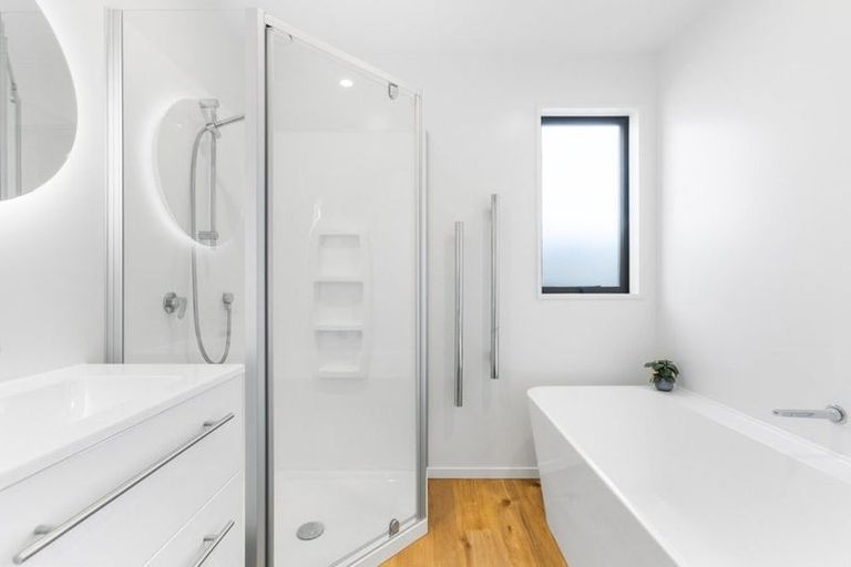 Photo of property in 133 Burdon Loop, Lake Hawea, 9382