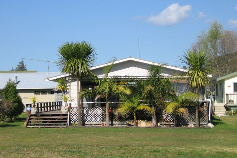Photo of property in 6 Rees Avenue, Cooks Beach, Whitianga, 3591