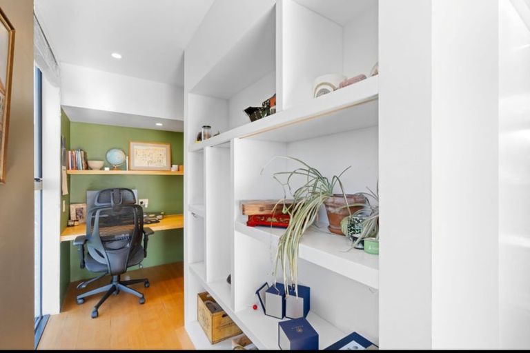 Photo of property in 91 Panorama Drive, Paraparaumu, 5032