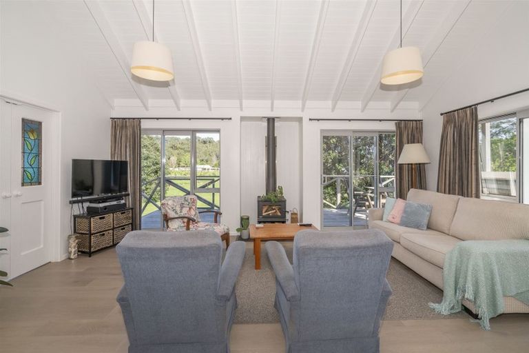 Photo of property in 2 Scott Drive, Cooks Beach, Whitianga, 3591