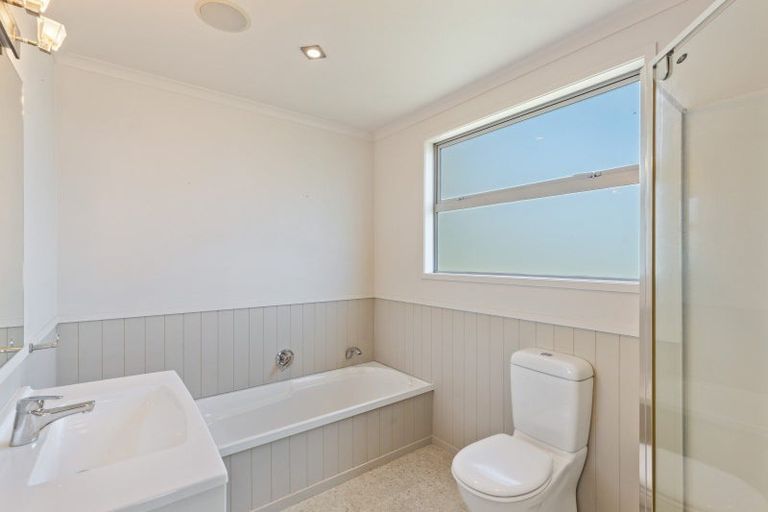 Photo of property in 42b Calvert Road, Lynmouth, New Plymouth, 4310