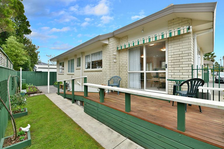 Photo of property in 7c Melanie Place, Orewa, 0931