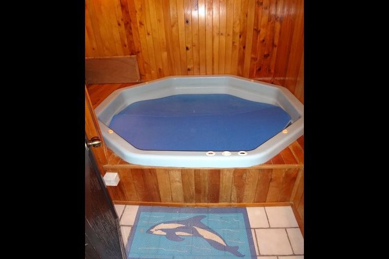 Photo of property in 38 Te Haumi Drive, Paihia, 0200