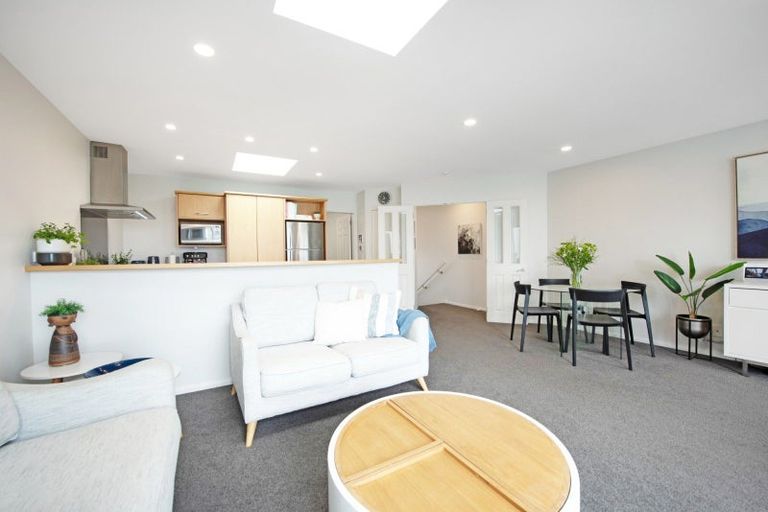 Photo of property in 4/148 Evans Bay Parade, Roseneath, Wellington, 6021