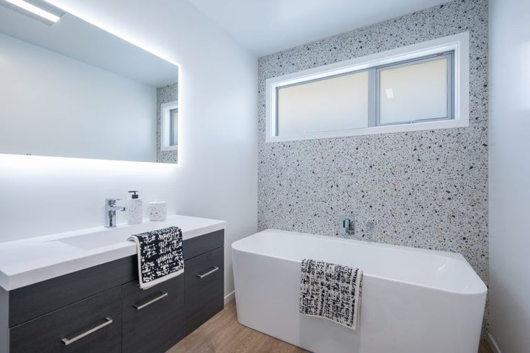 Photo of property in 36 Carmine Crescent, Appleby, Richmond, 7020