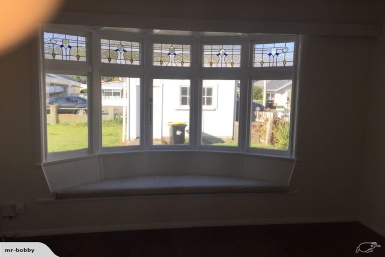 Photo of property in 27 Argentine Avenue, Miramar, Wellington, 6022