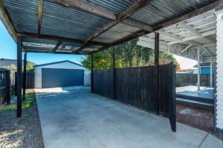 Photo of property in 15 Bronwyn Street, Mairehau, Christchurch, 8052