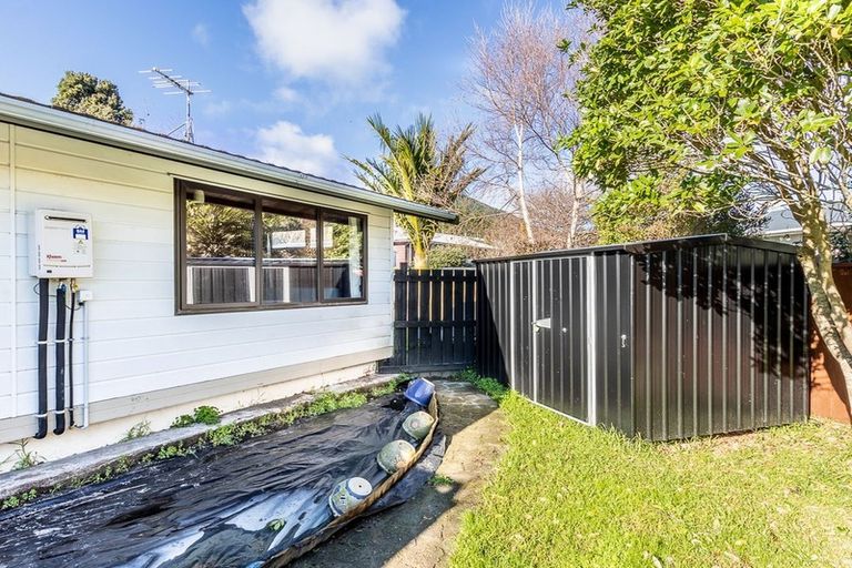 Photo of property in 30 Hookway Grove, Paraparaumu, 5032