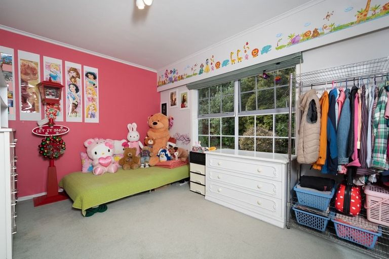 Photo of property in 18 Trig Road, West Harbour, Auckland, 0618