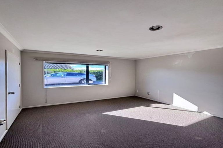 Photo of property in 11 Dunaff Place, Flat Bush, Auckland, 2019