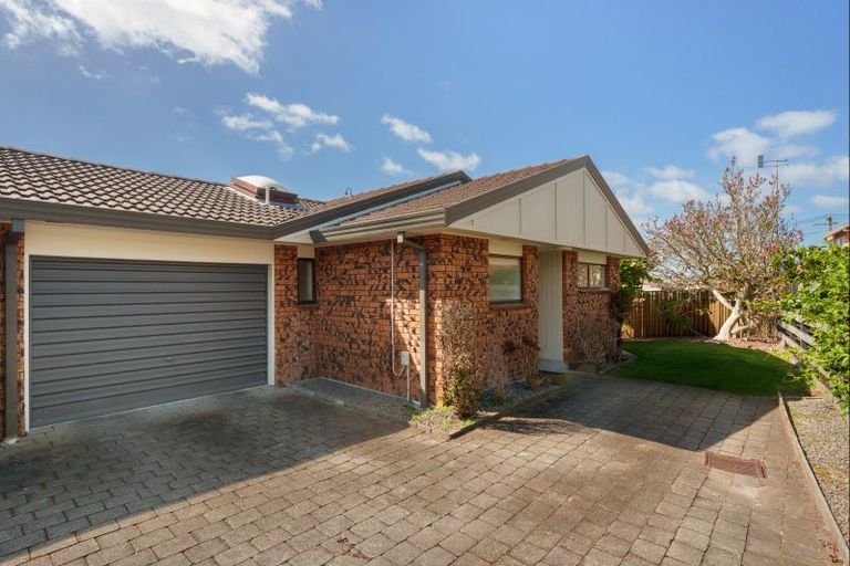 Photo of property in 8b Shearman Grove, Tauranga South, Tauranga, 3112