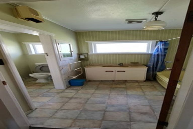 Photo of property in 45 Burgess Road, Johnsonville, Wellington, 6037