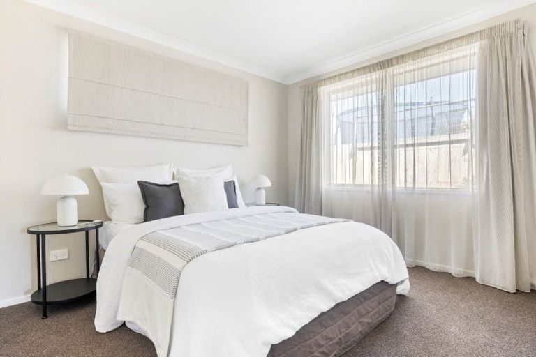 Photo of property in 98 Penetaka Heights, Pyes Pa, Tauranga, 3112