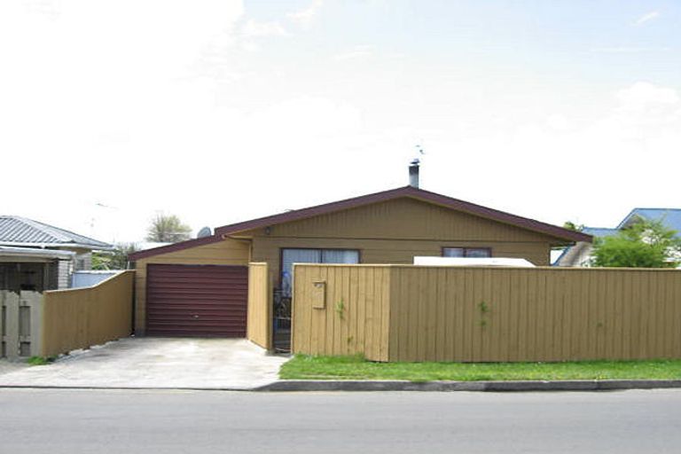 Photo of property in 1 Motueka Street, Nelson South, Nelson, 7010