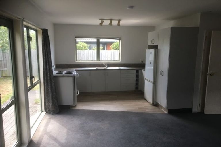 Photo of property in 114b Elizabeth Street, Riccarton, Christchurch, 8041