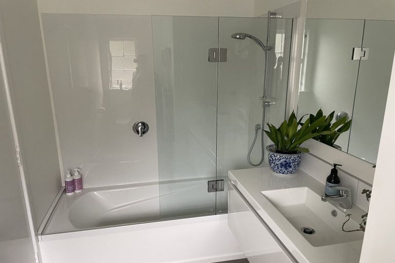 Photo of property in 6 Kandy Crescent, Ngaio, Wellington, 6035