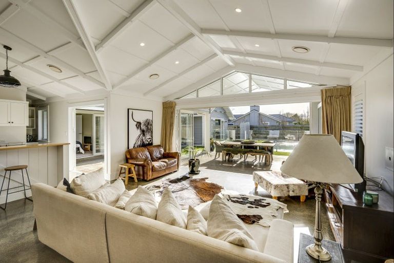 Photo of property in 18 Reynolds Road, Havelock North, 4130