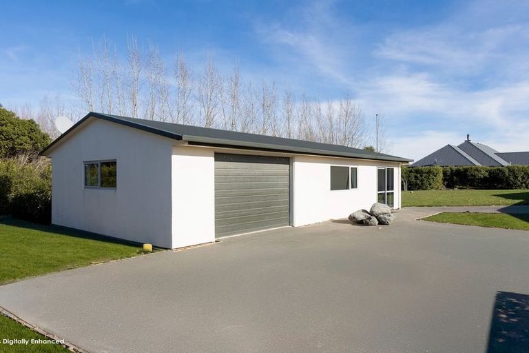 Photo of property in 19 Kirrin Lane, West Melton, 7618