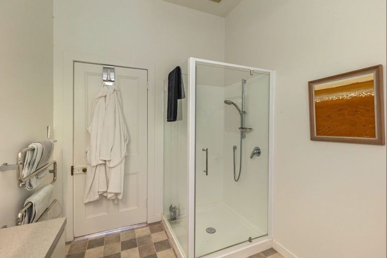 Photo of property in 803 Gladstone Road, Levin, 5571