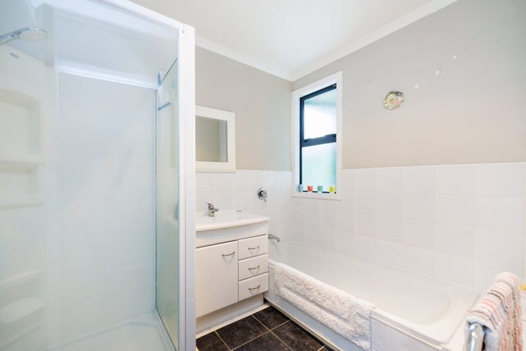 Photo of property in 204 Kawakawa Road, Feilding, 4775