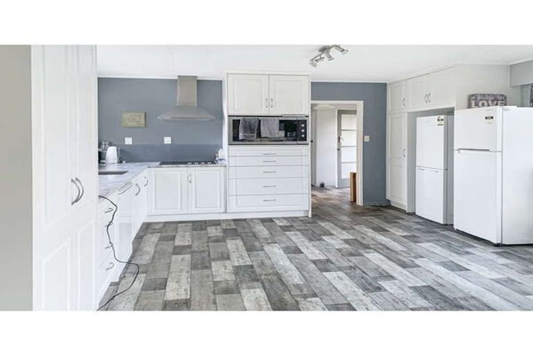 Photo of property in 1133 Queen Street East, Levin, 5571