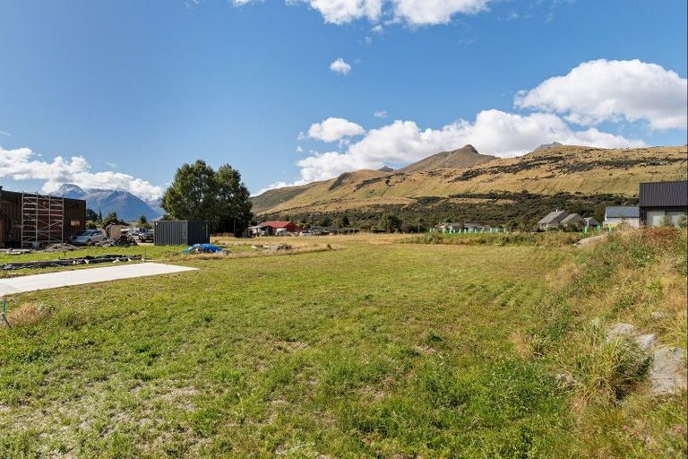 Photo of property in 8 Shiel Street, Glenorchy, 9372