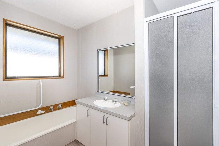 Photo of property in 2/1 Spurway Place, Mairehau, Christchurch, 8013