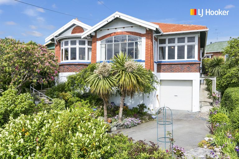 Photo of property in 4 Sunbury Street, Andersons Bay, Dunedin, 9013