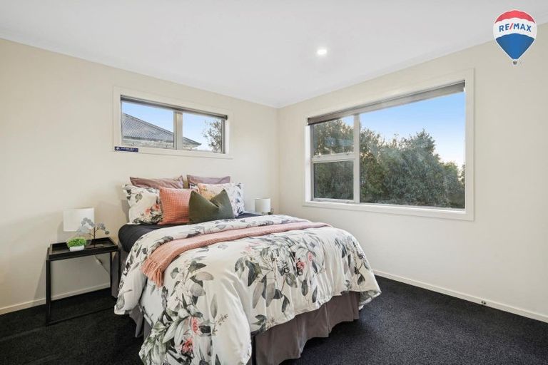 Photo of property in 137 Endeavour Drive, Whitby, Porirua, 5024