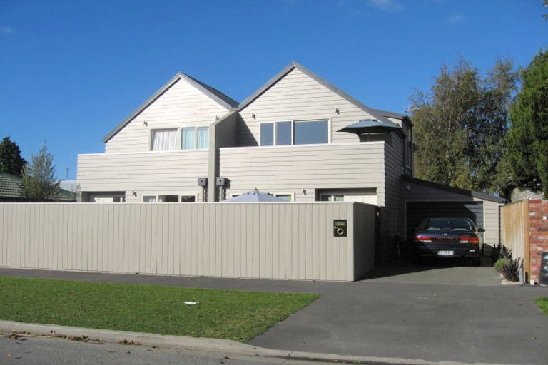 Photo of property in 2a Defoe Place, Waltham, Christchurch, 8023